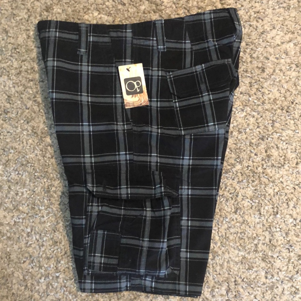 NEW! Men’s Plaid Cargo Shorts Size 30